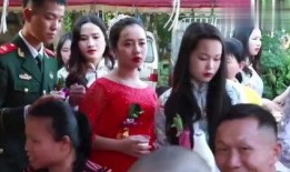 左手女友爆料结婚视频,幸福瞬间感动网友