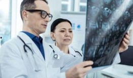 阿戴尔的生活在线观看,探寻音乐传奇的璀璨人生