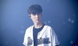 张艺兴爆料灿白视频,独家视频曝光